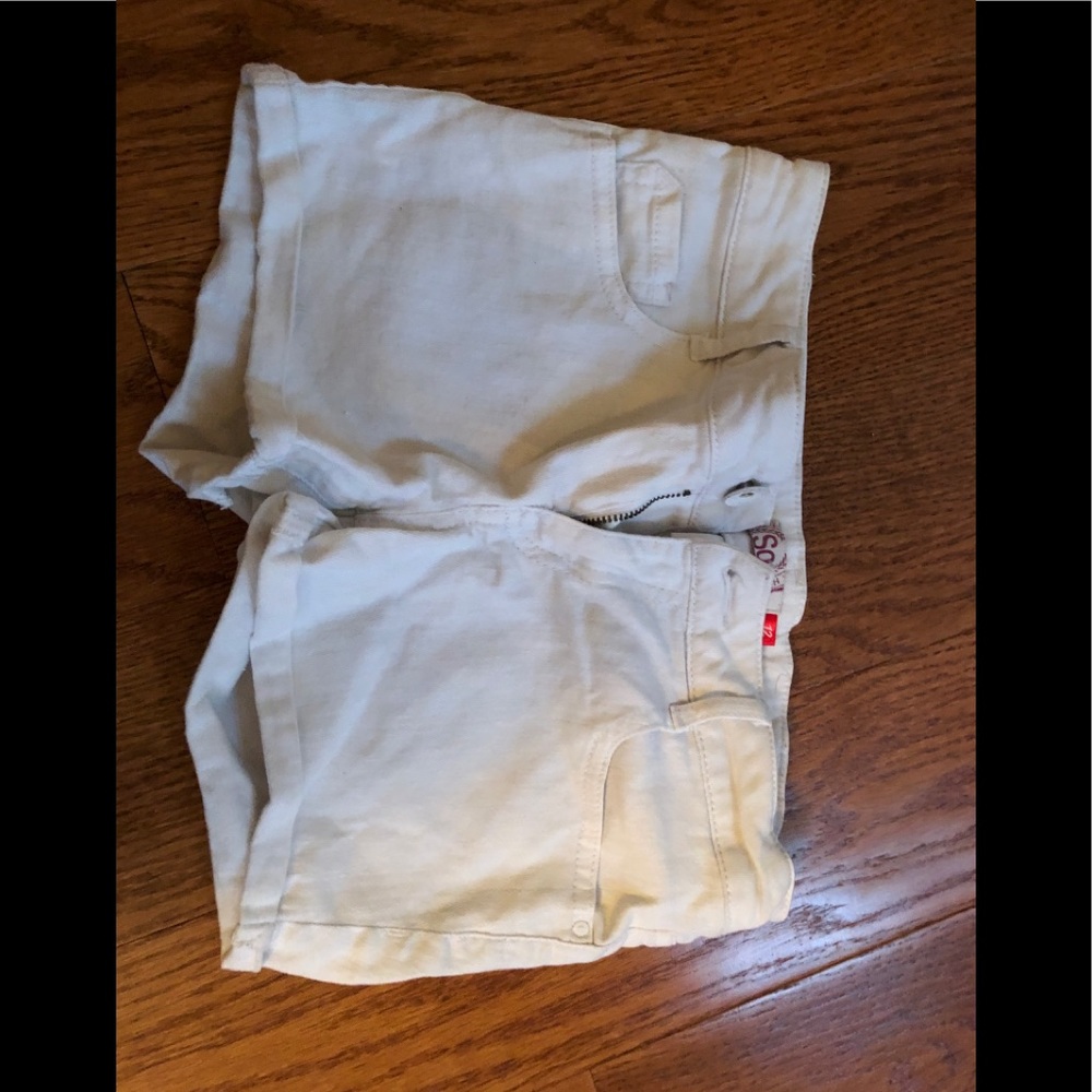 stretchy shorts